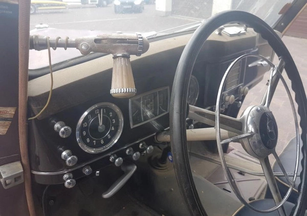 Mercedes-Benz Inny cena 86900 przebieg: 100000, rok produkcji 1950 z Luboń małe 379